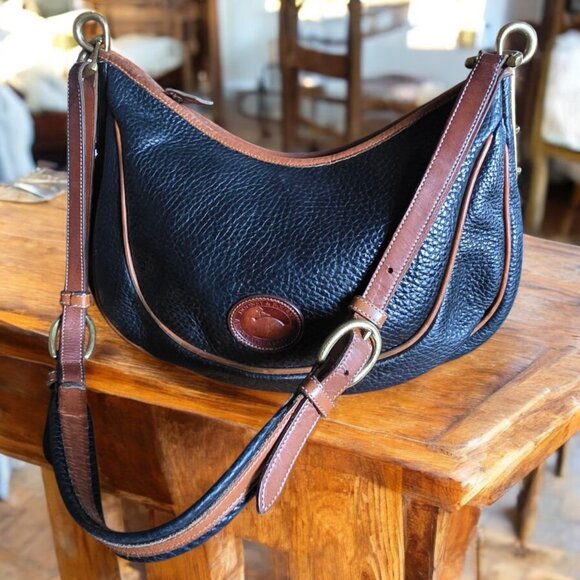 DOONEY & BOURKE VTG  80's All Weather Crescent Sac Leather Navy w British Tan - Picture 7 of 16